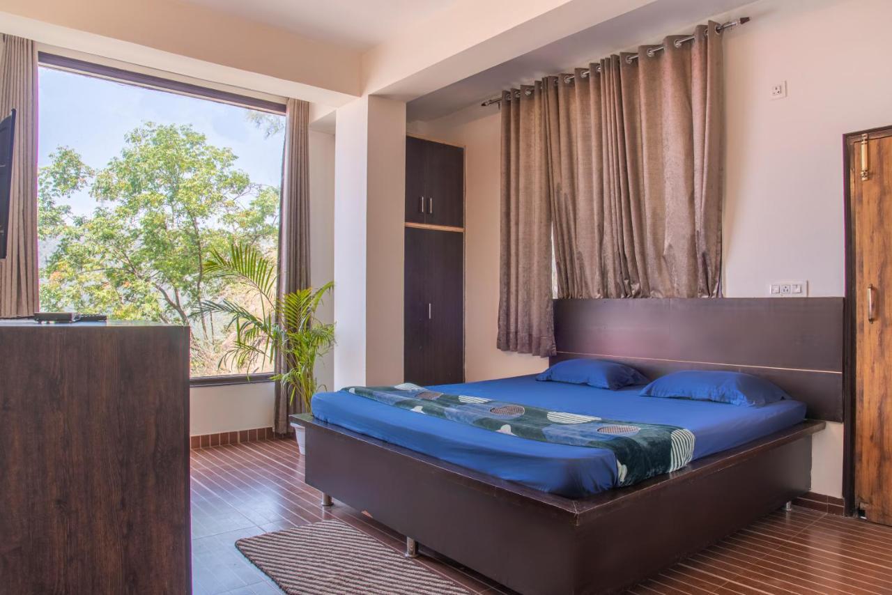 Valley View Apartments カソーリ エクステリア 写真
